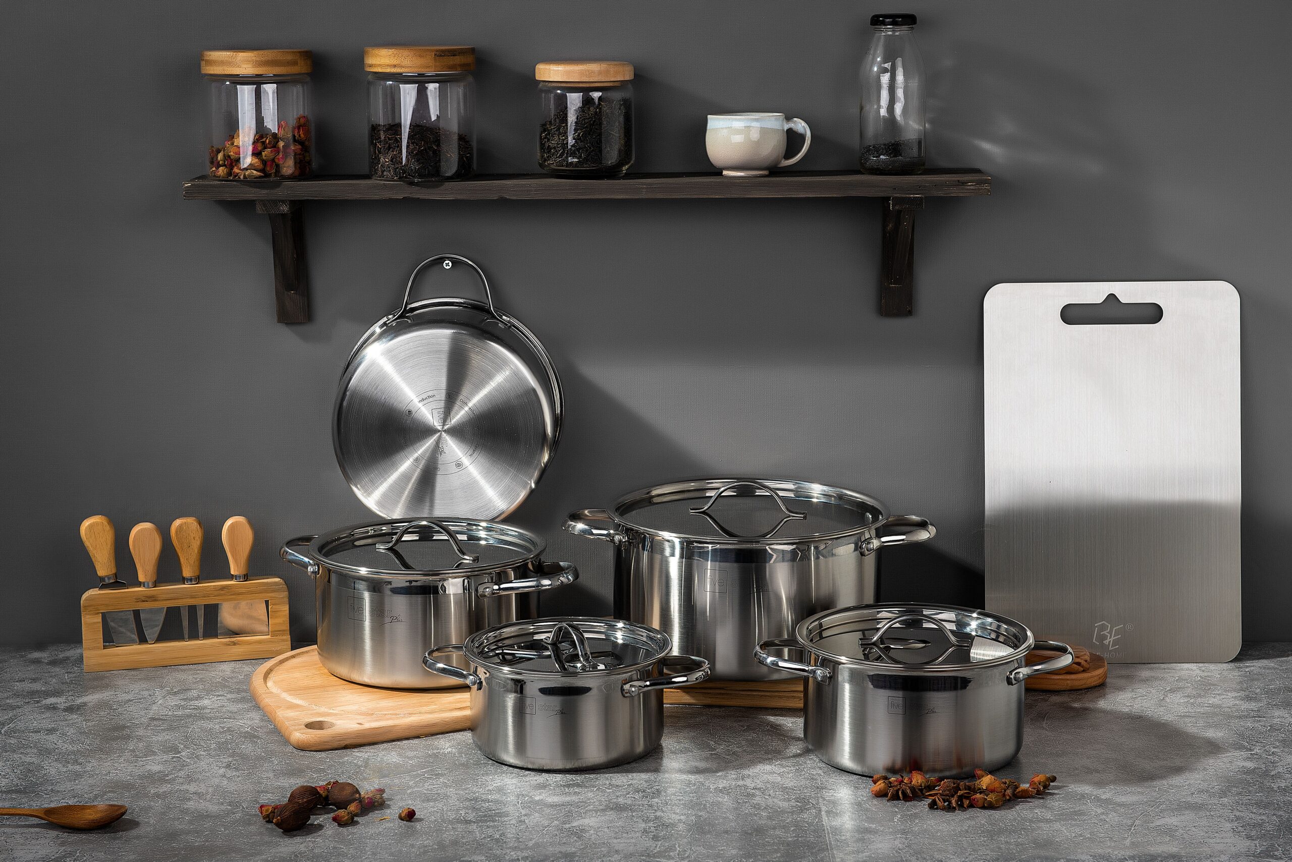 Cookware set